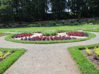 walled garden