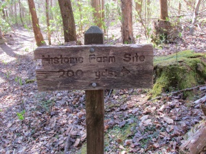farm site sign