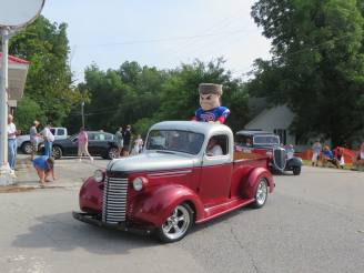 red-gray pickup