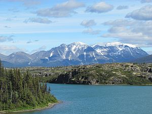 lake & mountains