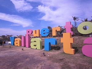 Puerto Vallarta sign